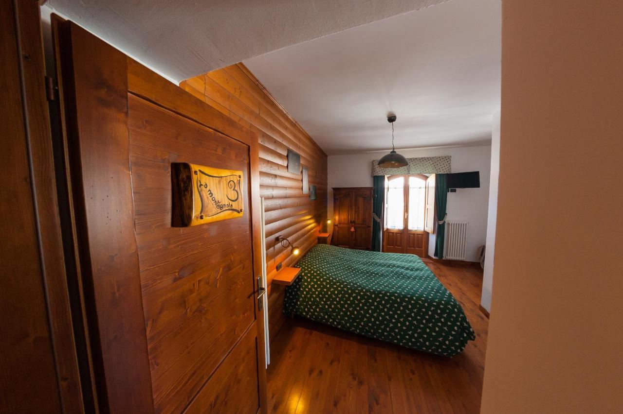 Da Nonna Li Rooms And Breakfast Villetta Barrea Exterior photo