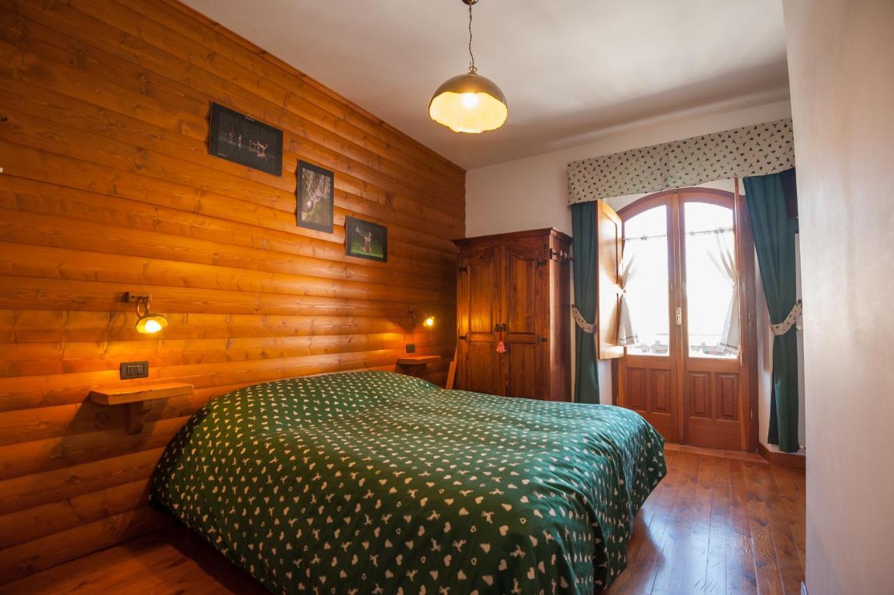 Da Nonna Li Rooms And Breakfast Villetta Barrea Exterior photo